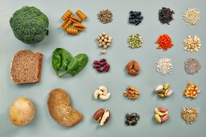 découvrez une liste d'aliments riches en protéines pour une alimentation saine et équilibrée. apprenez quels aliments privilégier pour augmenter votre apport en protéines au quotidien.