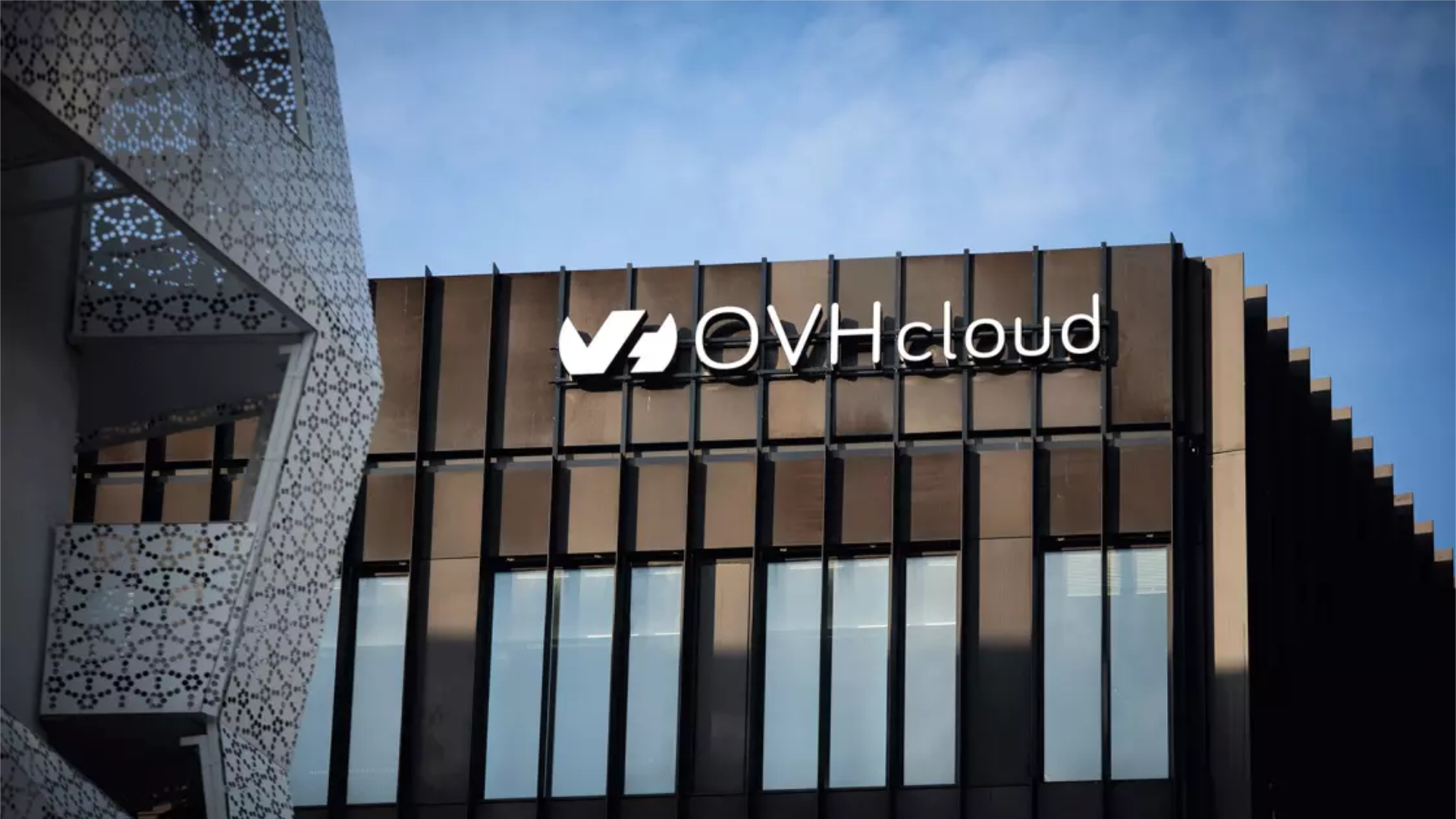 découvrez les services ovhcloud et bénéficiez de conseils experts pour optimiser votre infrastructure cloud, hébergement web et solutions it sécurisées.