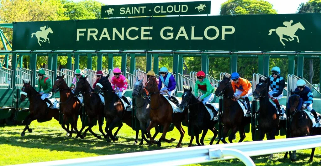découvrez l'hippodrome de saint-cloud, un lieu emblématique pour les passionnés de courses hippiques, offrant une expérience unique entre sport et nature.