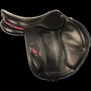 découvrez notre selle endurance cheval, spécialement conçue pour offrir confort et performance lors de longues sorties à cheval. adaptée à toutes les disciplines d'endurance.