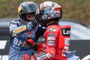 un retraité transforme 2 € en une victoire spectaculaire lors d'une course inattendue, prouvant que la chance peut sourire à tout moment.