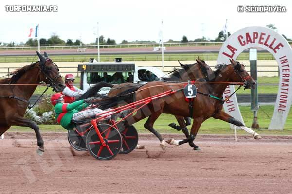 découvrez l'hippodrome de la capelle, une destination incontournable pour les passionnés de courses hippiques. profitez d'événements et d'animations dédiés aux amateurs de galop et de trot.