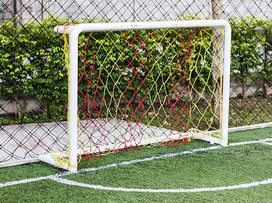 découvrez mini turf, le kit parfait pour créer votre propre terrain de jeu miniature et profiter de parties endiablées où que vous soyez.