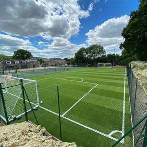 découvrez mini turf, la solution idéale pour créer votre terrain de jeu personnalisé. amusez-vous en intérieur ou en extérieur avec un mini terrain adapté à tous les espaces.